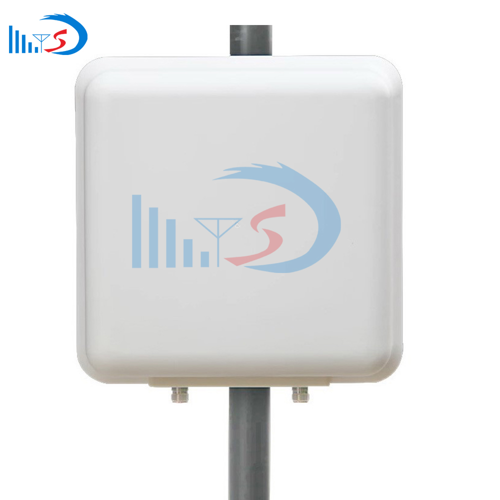 深圳市晟达通讯设备有限公司-470-700MHz 8dBi双极化平板天线，用于TVWS
